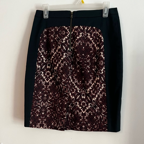 Club Monaco Edith Pencil Skirt Black & Brown Abstract Print Size 4 - Picture 4 of 6